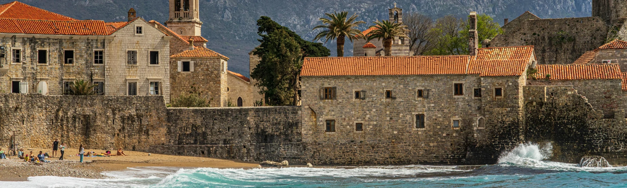 Brzeg morza w Kotor, Chorwacja
